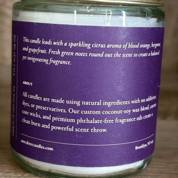 Anecdote Coconut & Soy Candle Citrus & Bergamot - Picture 3 of 5